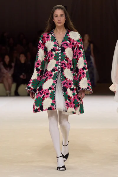 Look 35